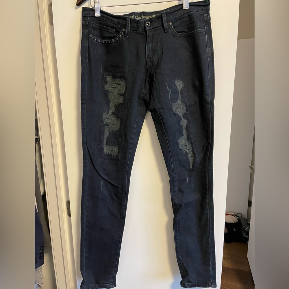 Dark blue Levi’s